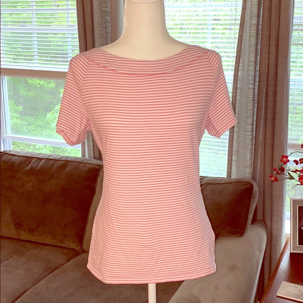 White House/Black Market pink/white shirt. Size L